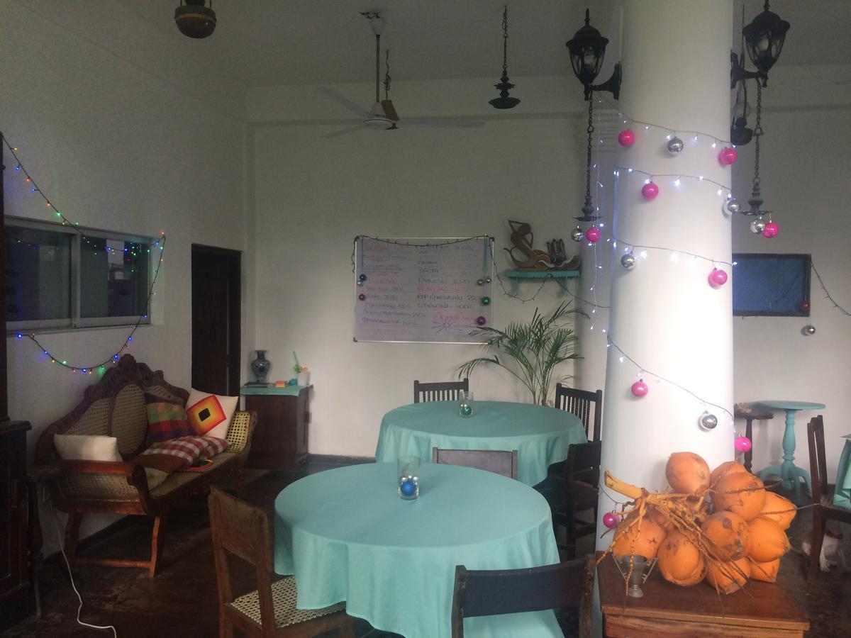 Hotel Sunny Family Unawatuna Exterior foto