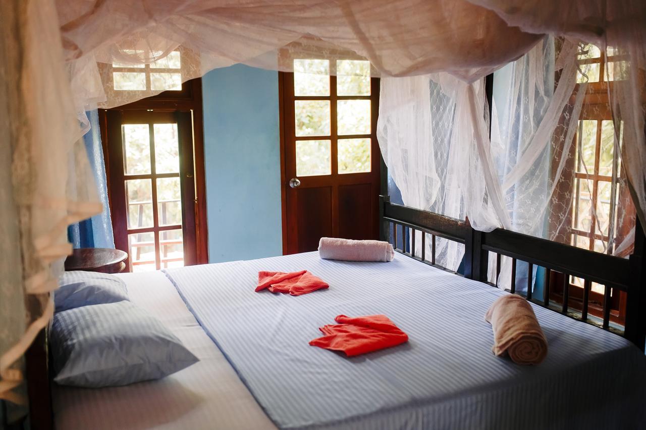 Hotel Sunny Family Unawatuna Exterior foto