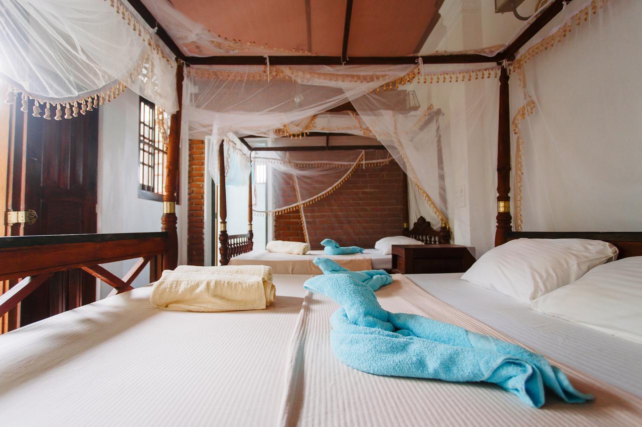 Hotel Sunny Family Unawatuna Exterior foto