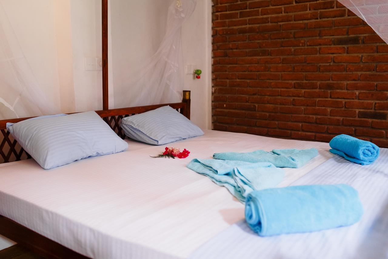 Hotel Sunny Family Unawatuna Exterior foto