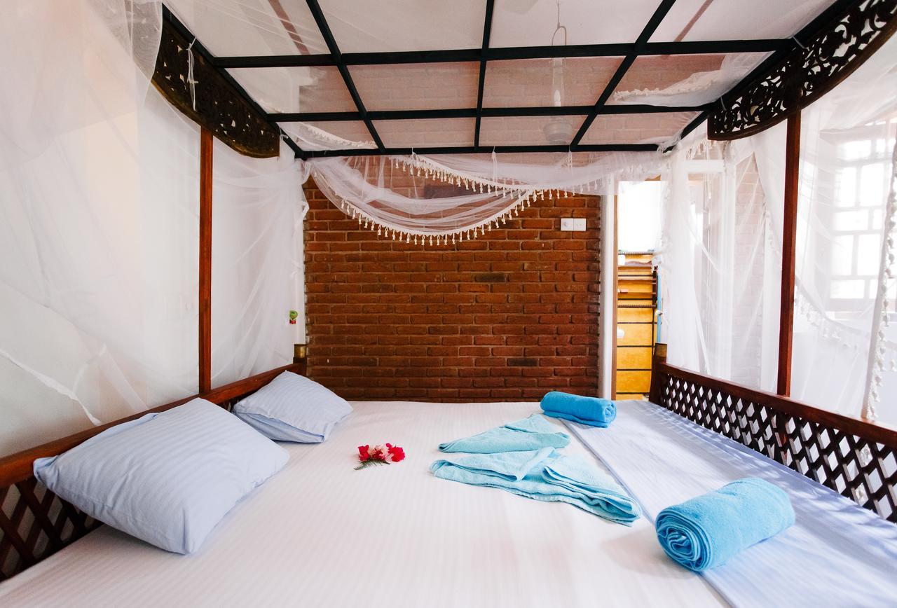Hotel Sunny Family Unawatuna Exterior foto